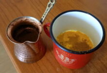 add milk and black pepper to coffee with turmeric